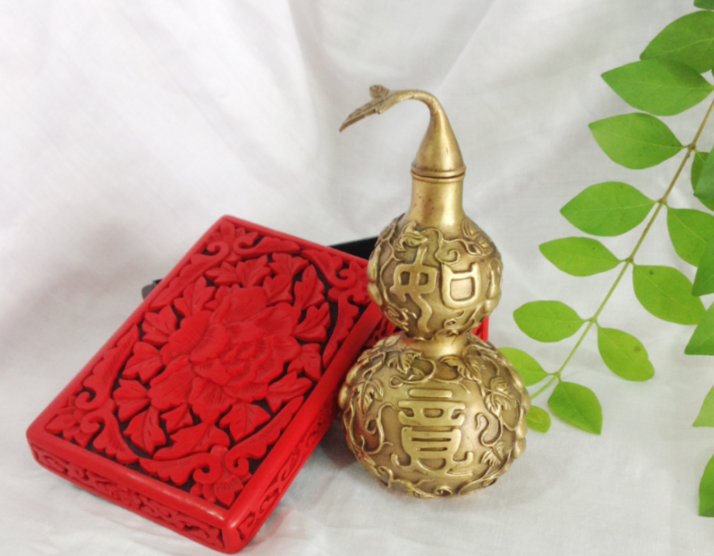 銅葫蘆和天然葫蘆在風(fēng)水上的作用是什么?.png 銅葫蘆和天然葫蘆在風(fēng)水上的作用是什么?.png